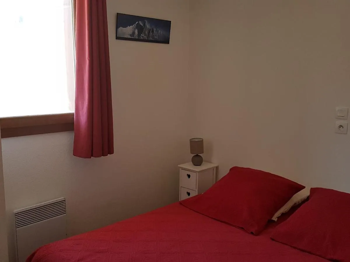 Charmant 3 Pieces Pour 6 Pers. Avec Piscine, Balcon, Parking Souterrain Et Acces Pistes A Valloire - Fr-1-263-490 Apartamento