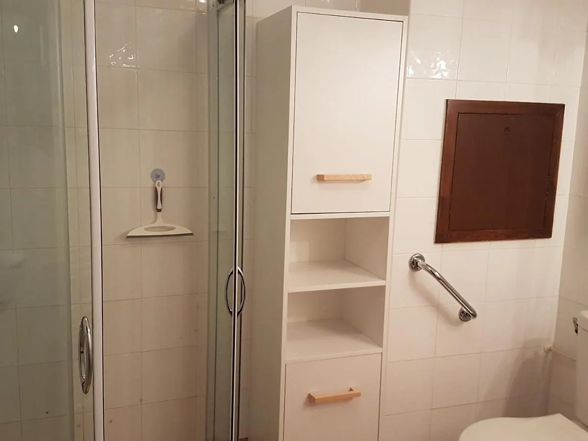 Charmant 3 Pieces Pour 6 Pers. Avec Piscine, Balcon, Parking Souterrain Et Acces Pistes A Valloire - Fr-1-263-490 Francia